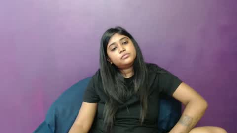 Melz online show from February 28, 2025, 9:25 am