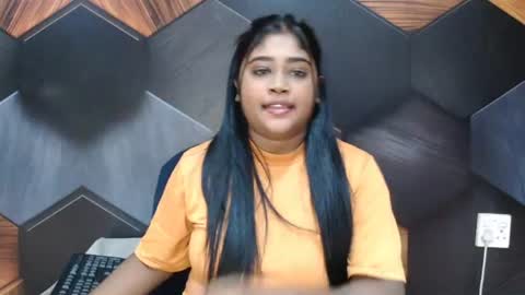 Melz online show from June 18, 2026, 6:46 am
