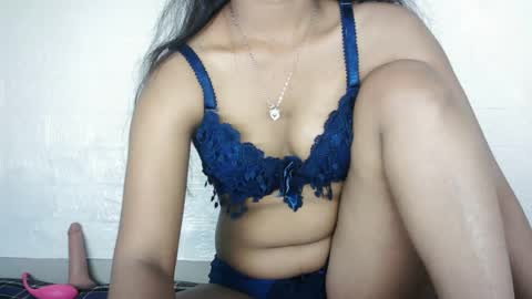 Snapshot of indian_saanvi chatting on June 12, 2026, 3:27 am Saanu online show from June 12, 2026, 3:27 am