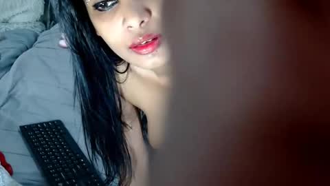 Jazmin online show from January 11, 2026, 5:34 am