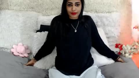 Jazmin online show from March 22, 2026, 12:58 am