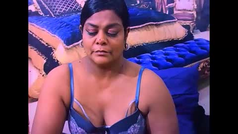 Snapshot of indiancherrypie chatting on February 28, 2026, 7:26 pm indiancherrypie online show from February 28, 2026, 7:26 pm