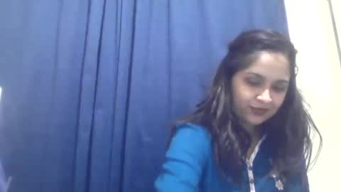 indiancutiexo online show from September 18, 2025, 7:16 pm