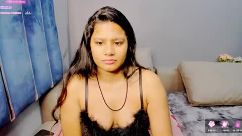 PARADISEQUEEN online show from December 11, 2024, 3:37 pm