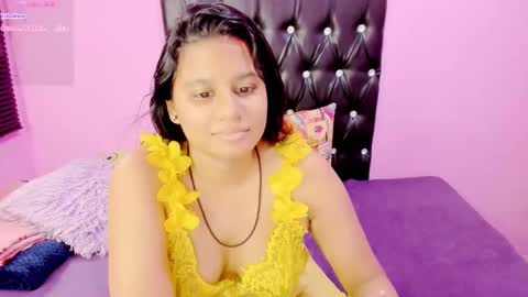 PARADISEQUEEN online show from January 4, 2025, 11:11 am