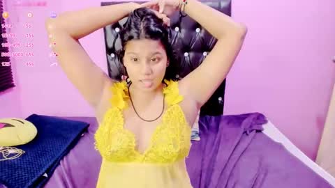 PARADISEQUEEN online show from January 11, 2025, 1:43 pm