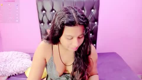 PARADISEQUEEN online show from January 23, 2025, 11:04 am