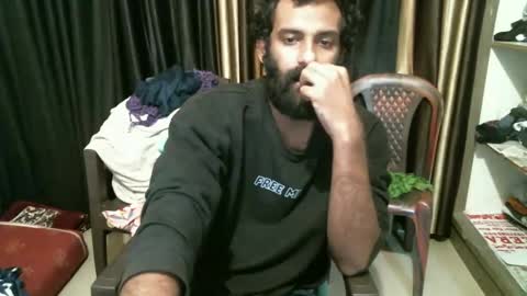 Snapshot of indianh chatting on December 18, 2024, 2:49 pm indian hairy online show from December 18, 2024, 2:49 pm