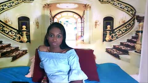 Leah online show from December 10, 2024, 11:08 pm