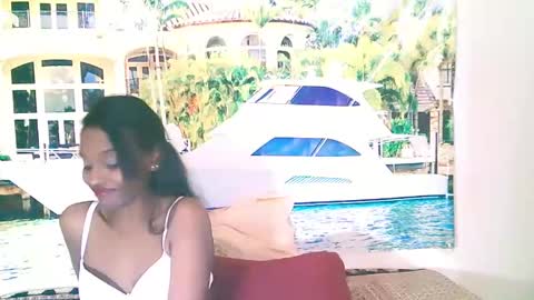 Leah online show from December 19, 2024, 11:50 am