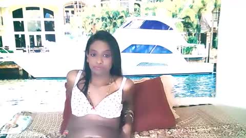 Leah online show from December 21, 2024, 7:24 am