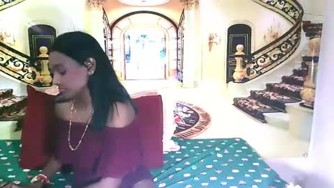 Leah online show from December 27, 2024, 7:03 pm