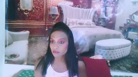 Leah online show from December 29, 2024, 5:44 pm