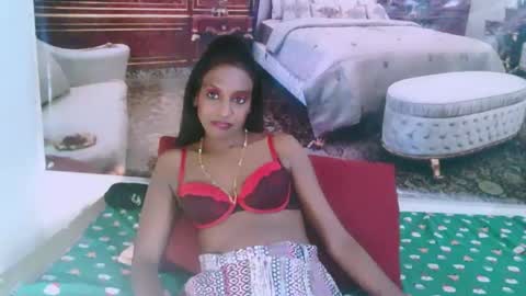 Leah online show from December 29, 2024, 8:48 pm