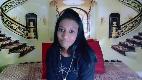 Leah online show from January 6, 2025, 4:02 pm