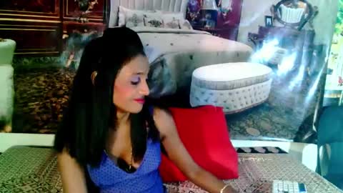 Leah online show from January 10, 2025, 6:28 pm