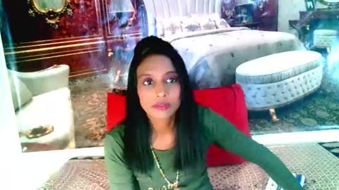 Leah online show from January 13, 2025, 5:23 am