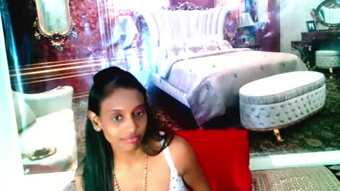Leah online show from January 13, 2025, 12:02 pm