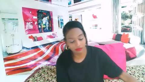 Leah online show from September 10, 2025, 5:13 pm