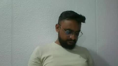 Indian lover online show from September 9, 2025, 4:45 am