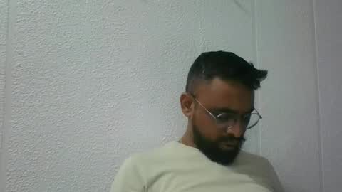 Indian lover online show from September 24, 2025, 5:11 am