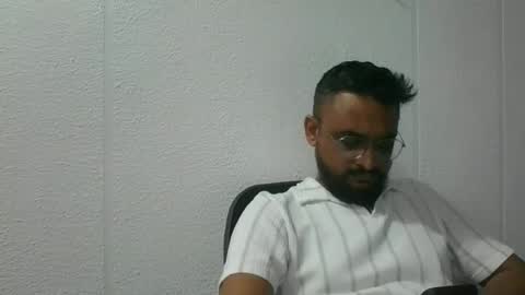 Indian lover online show from September 25, 2025, 5:22 am