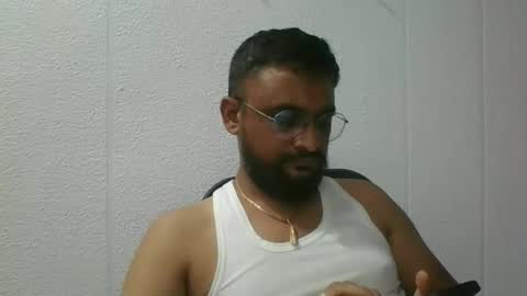 Indian lover online show from October 8, 2025, 7:50 am