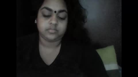 indianpooja1027 online show from September 17, 2025, 7:21 am