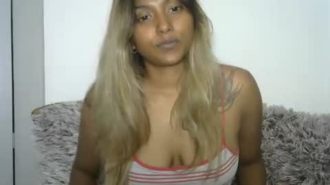 Snapshot of indianqtpie6 chatting on September 28, 2025, 6:13 pm indianqtpie6 online show from September 28, 2025, 6:13 pm