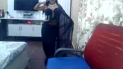 Snapshot of indianrads9 chatting on October 18, 2025, 6:08 pm Radha online show from October 18, 2025, 6:08 pm