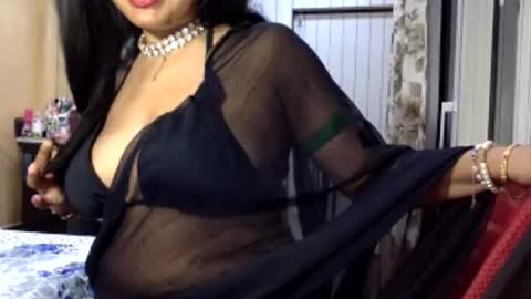 Snapshot of indianrads9 chatting on April 4, 2026, 7:44 pm Radha online show from April 4, 2026, 7:44 pm