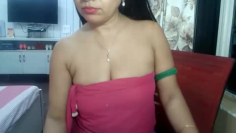 Snapshot of indianrads9 chatting on April 24, 2026, 7:27 pm Radha online show from April 24, 2026, 7:27 pm