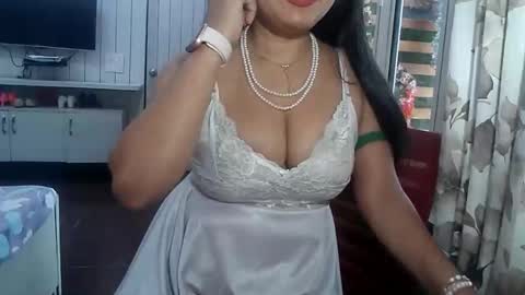 Snapshot of indianrads9 chatting on May 10, 2026, 7:46 am Radha online show from May 10, 2026, 7:46 am