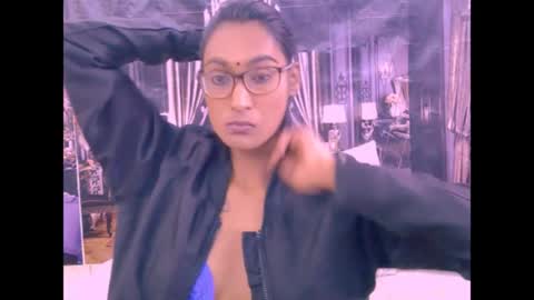 indianrebel4u2luv online show from August 3, 2026, 9:29 pm