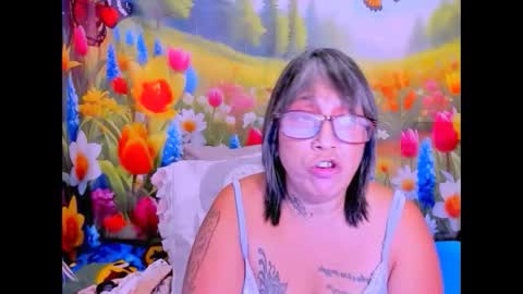 indianroxy27 online show from April 1, 2026, 5:54 pm