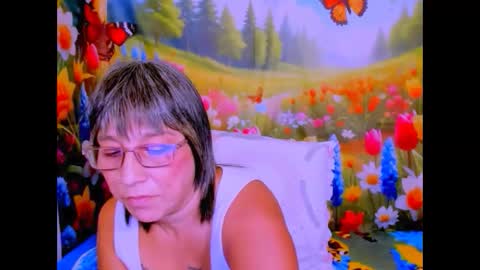 indianroxy27 online show from May 5, 2026, 6:32 am