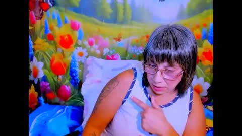 indianroxy27 online show from May 6, 2026, 6:02 pm