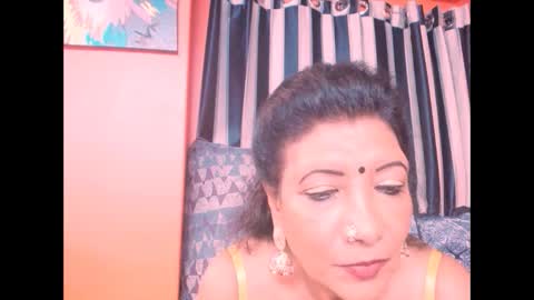 indiansarika65 online show from January 30, 2025, 4:45 pm