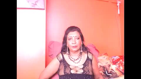 Snapshot of indiansarika65 chatting on February 19, 2026, 4:08 am indiansarika65 online show from February 19, 2026, 4:08 am