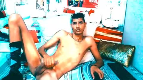 Snapshot of indiansavagemale chatting on July 7, 2026, 4:44 pm indiansavagemale online show from July 7, 2026, 4:44 pm