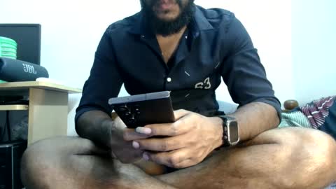 indiansexy_monster online show from November 3, 2025, 4:58 am