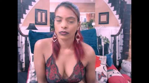 indiansexyass4u2luv online show from July 24, 2026, 7:28 am