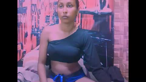 indiansexybutt4u2luv online show from January 11, 2026, 6:51 am