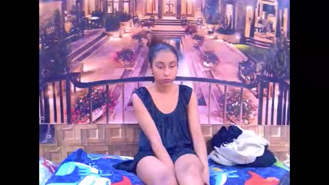 indiansexybutt4u2luv online show from April 23, 2026, 9:19 am