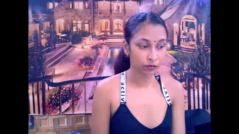 indiansexybutt4u2luv online show from May 9, 2026, 5:34 am