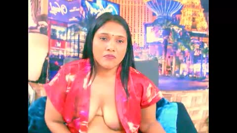 indiansexylady4u online show from September 10, 2025, 6:08 pm