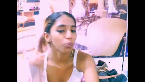 indiansexyslender4u2luv online show from March 9, 2025, 8:51 am
