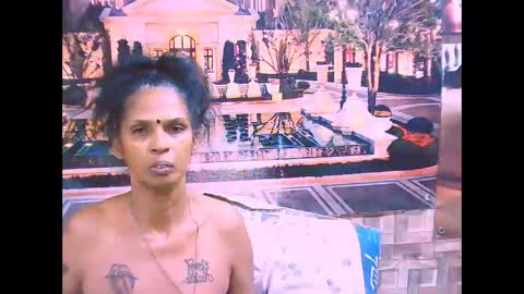 indiansexyslender4u2luv online show from September 17, 2025, 5:31 am