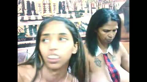 indiansexyslender4u2luv online show from October 22, 2025, 5:52 am