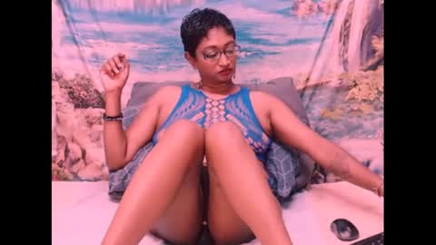 Shreya online show from December 10, 2024, 7:00 pm